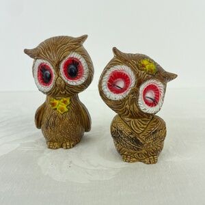 Vintage Salt & Pepper Shakers Brown Resin Owls with Big Eyes